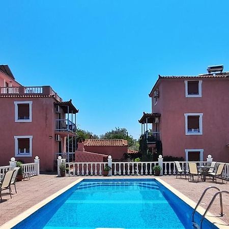 Georgia Apartments Stafylos Bagian luar foto