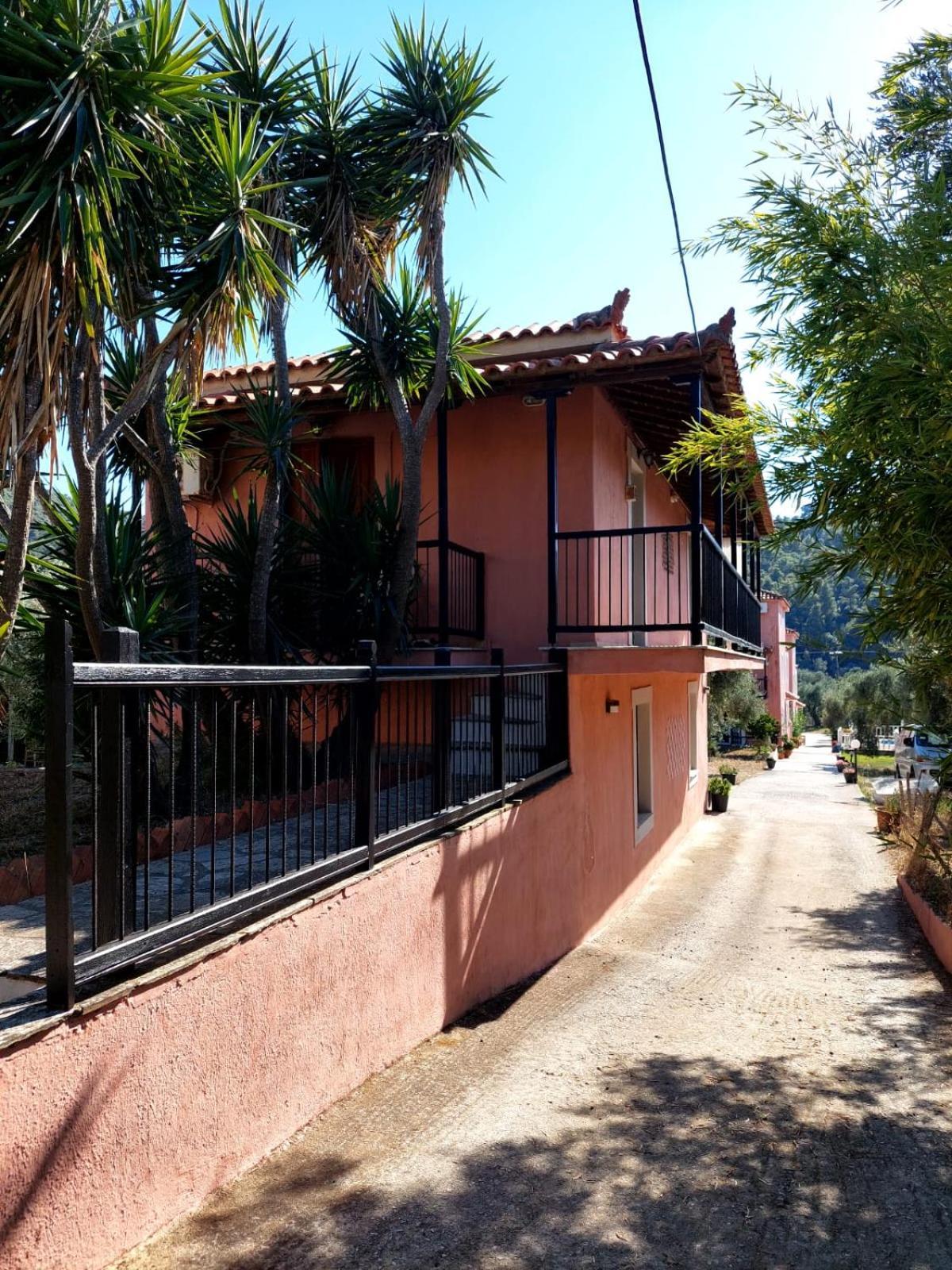 Georgia Apartments Stafylos Ruang foto