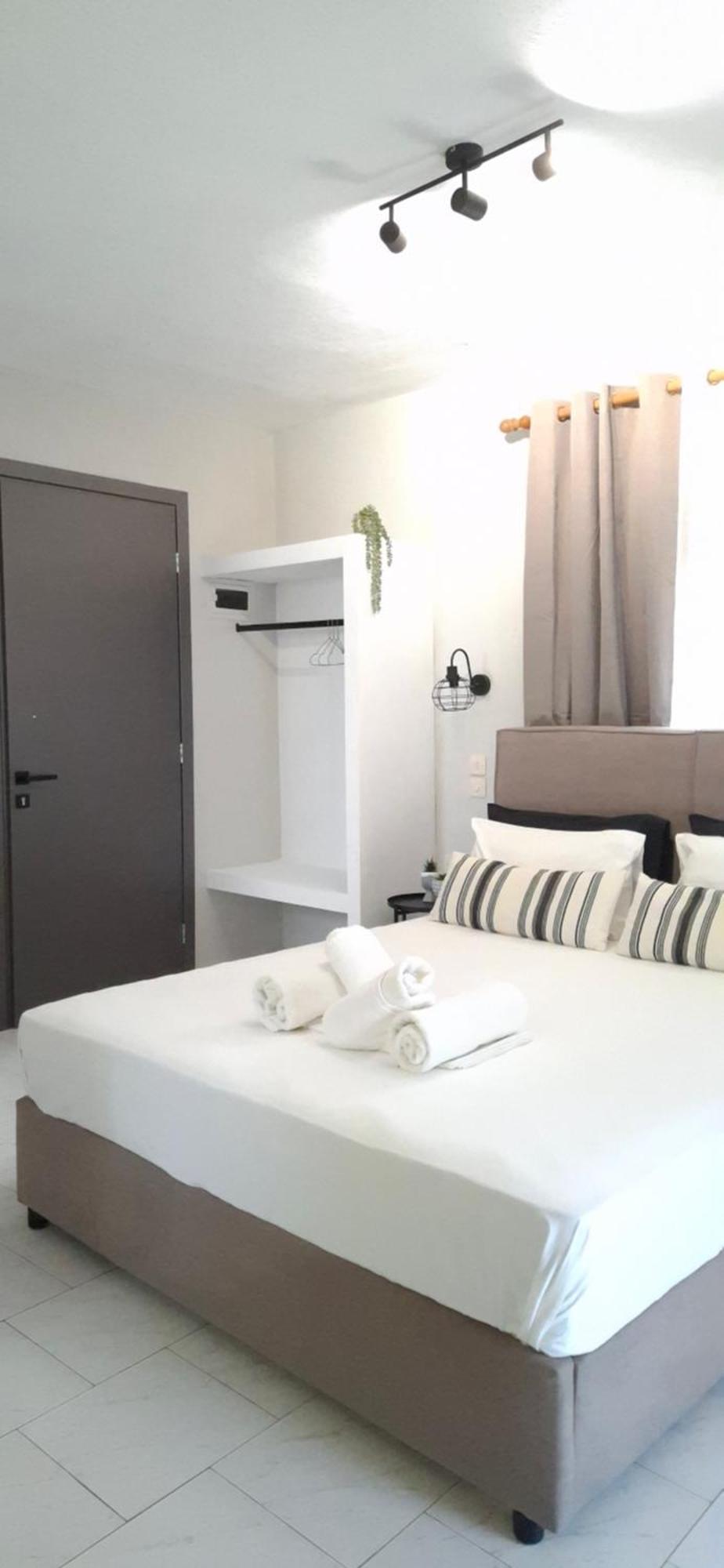 Georgia Apartments Stafylos Bagian luar foto