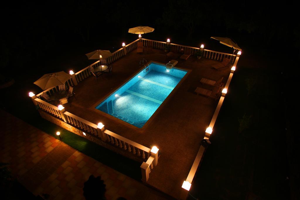 Georgia Apartments Stafylos Bagian luar foto